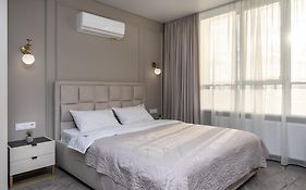 Flatrent Olympic Park, Метро Бориспільська Поруч!